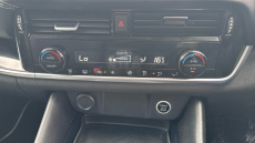 Nissan Qashqai 1.3 DiG-T MH N-Connecta 5dr Petrol Hatchback